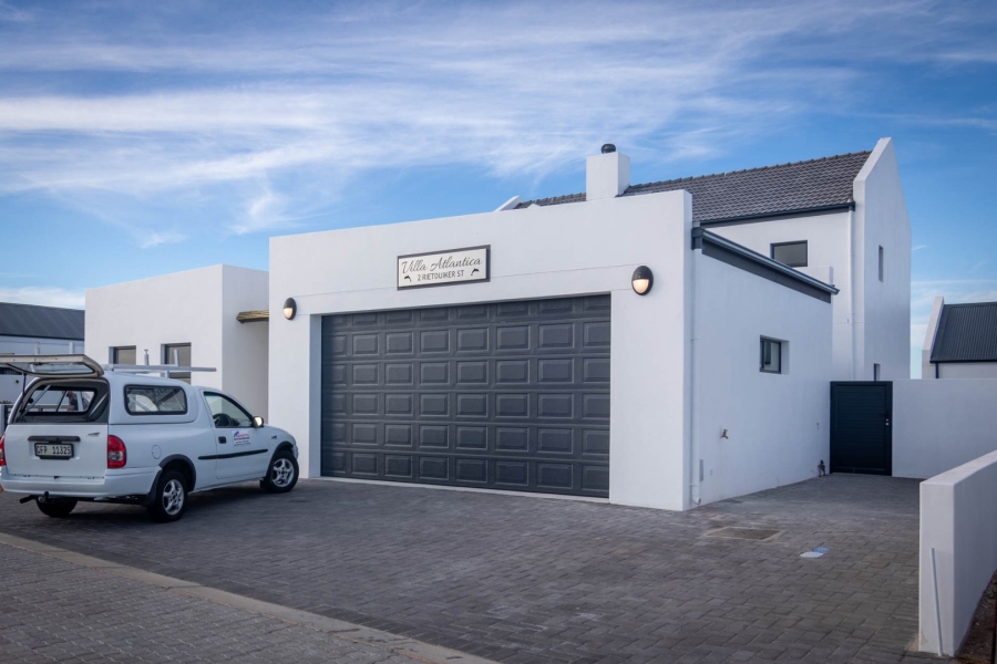 4 Bedroom Property for Sale in Laaiplek Western Cape